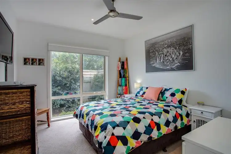 Sixth view of Homely unit listing, 2/2 Seaton Court, Somerville VIC 3912
