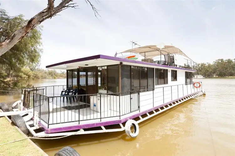 James R II - Houseboat, Mildura VIC 3500