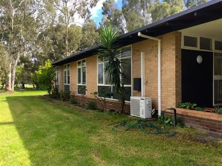 7263 South West Highway