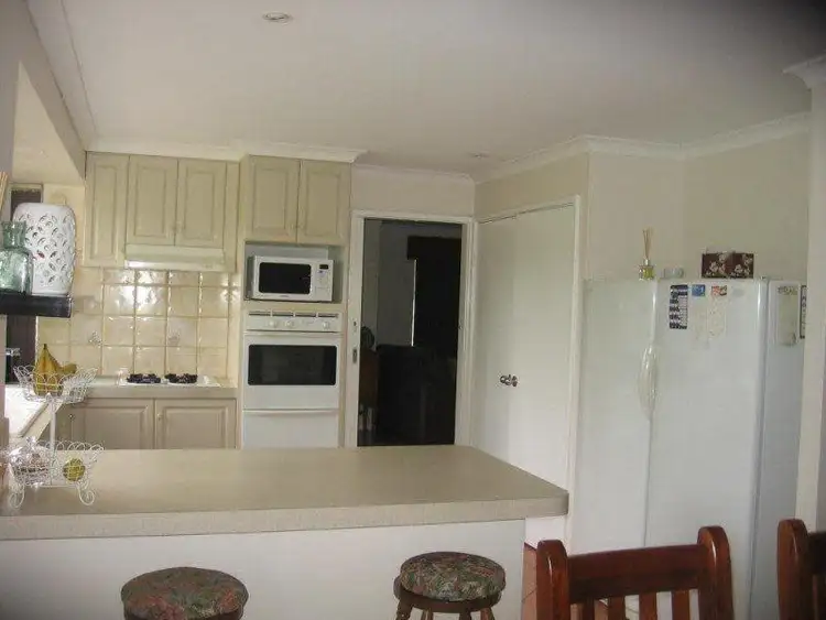 Fifth view of Homely house listing, 2 Ecclestone Court, Boyanup WA 6237