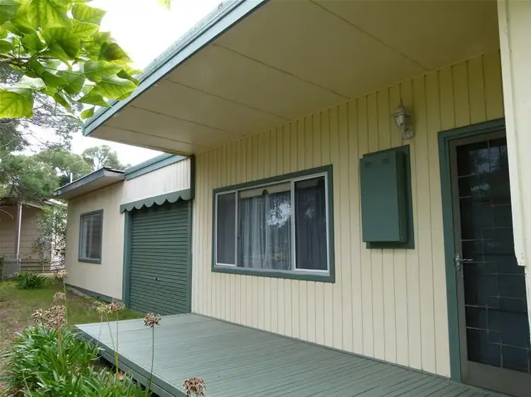 7 Bream Road, Loch Sport VIC 3851