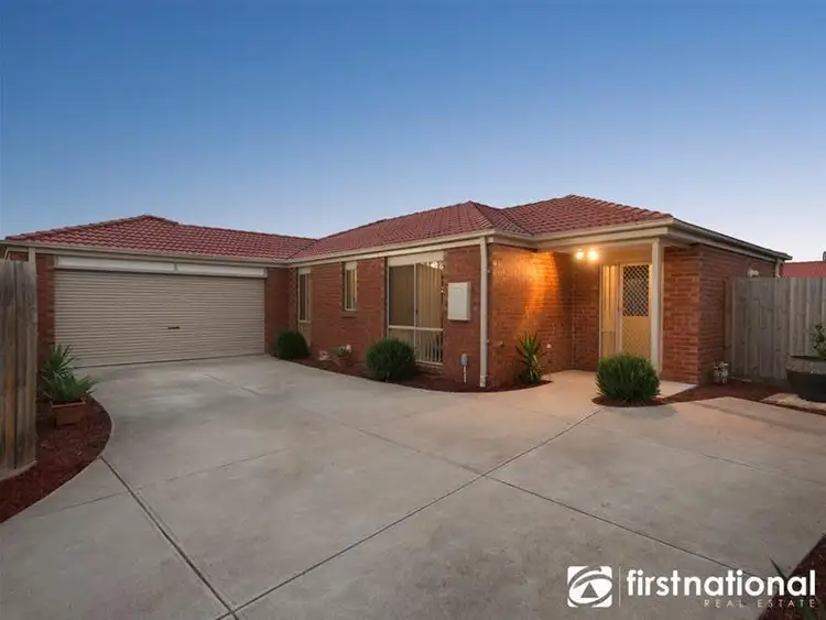 2/23 Oak Avenue, Longwarry VIC 3816