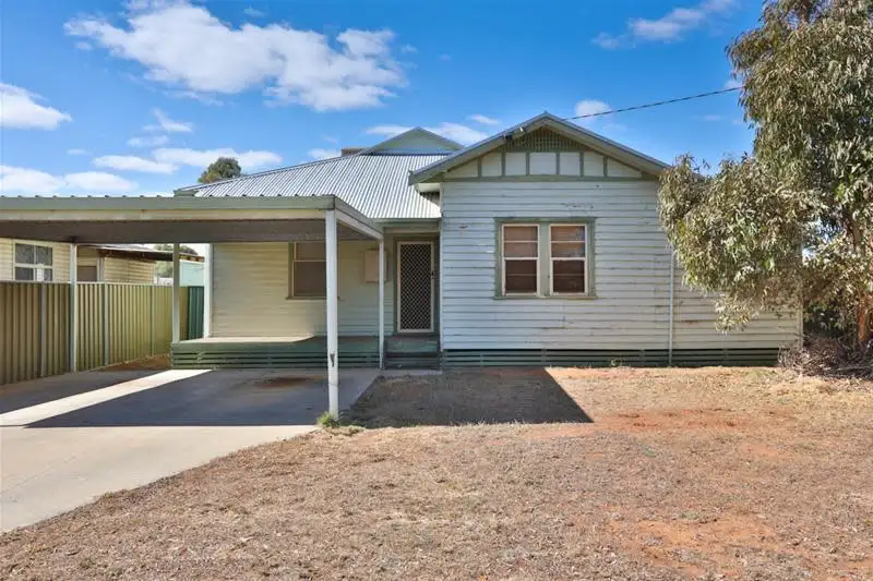 Main view of Homely house listing, 404 Etiwanda Avenue, Mildura VIC 3500