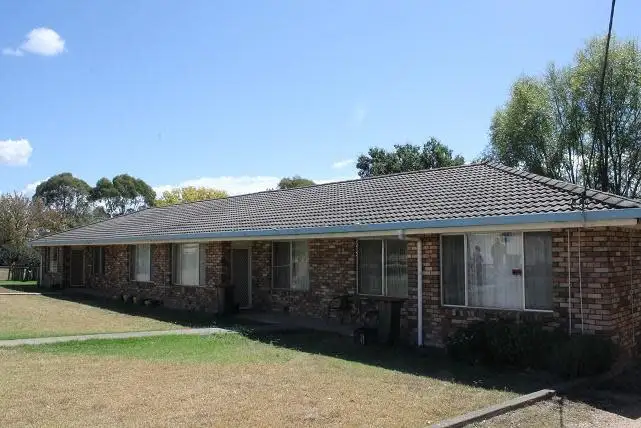 Main view of Homely block of units listing, 3-5 Higginbotham Avenue, Armidale NSW 2350
