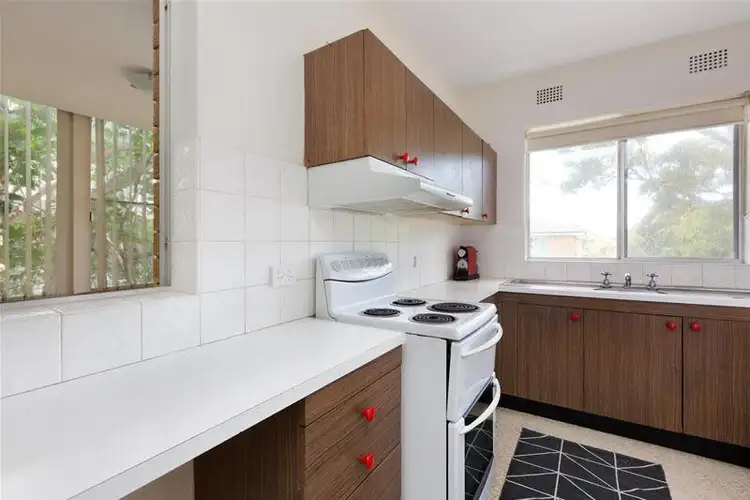 Third view of Homely unit listing, 4/120 Pacific Parade, Dee Why NSW 2099