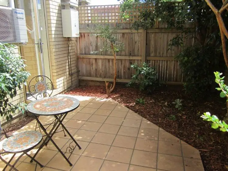 Fifth view of Homely unit listing, 2/82 Raleigh Road, Maribyrnong VIC 3032