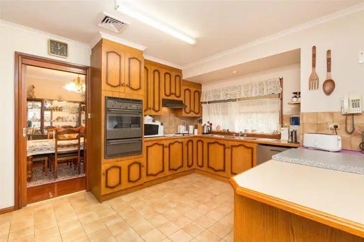 Fifth view of Homely house listing, 624 Irymple Avenue, Irymple VIC 3498