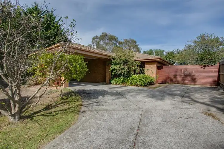 13 Rochester Road, Somerville VIC 3912