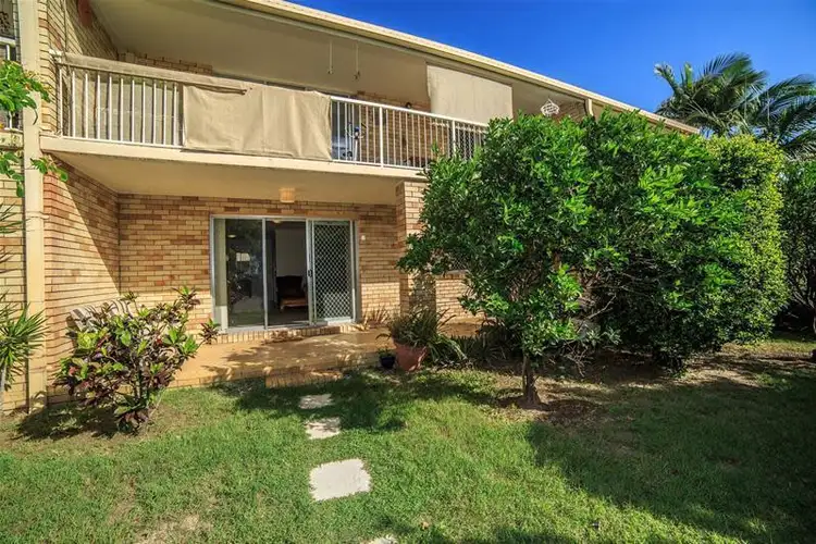 2/12 Christina Court, Mermaid Waters QLD 4218