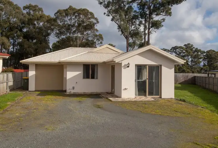 10 Pear Tree Close, Huonville TAS 7109