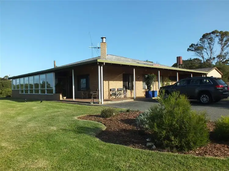 27 Roberts Road, Robinson WA 6330