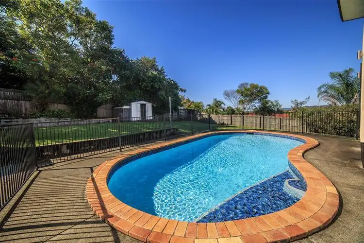 Second view of Homely house listing, 8 Aberdeen Court, Highland Park QLD 4211