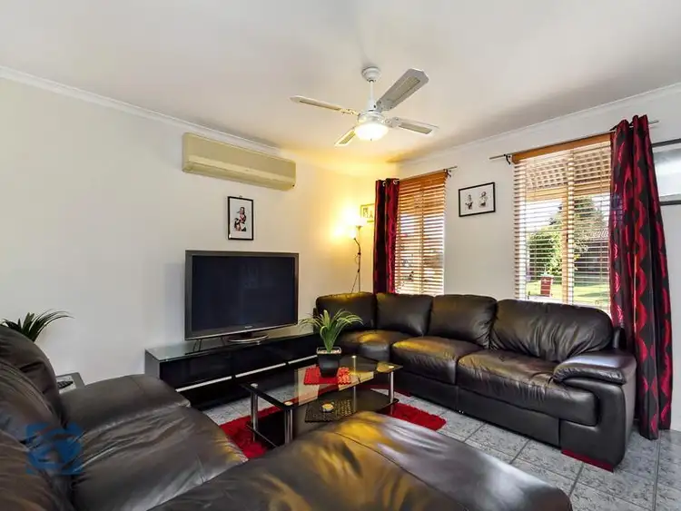 Second view of Homely house listing, 4 The Ridge, Hampton Park VIC 3976