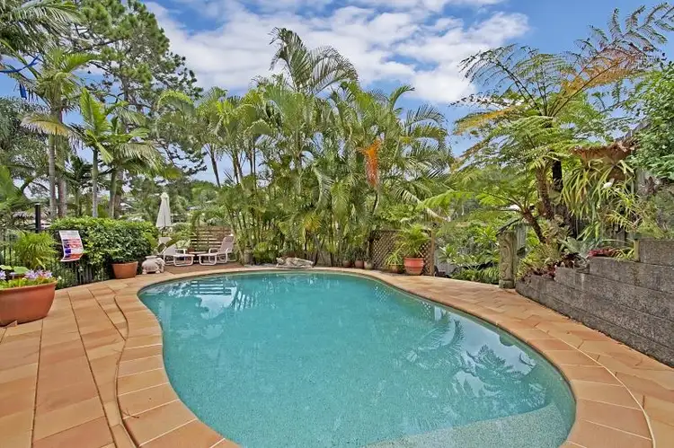 3 Esperance Close, Elanora QLD 4221