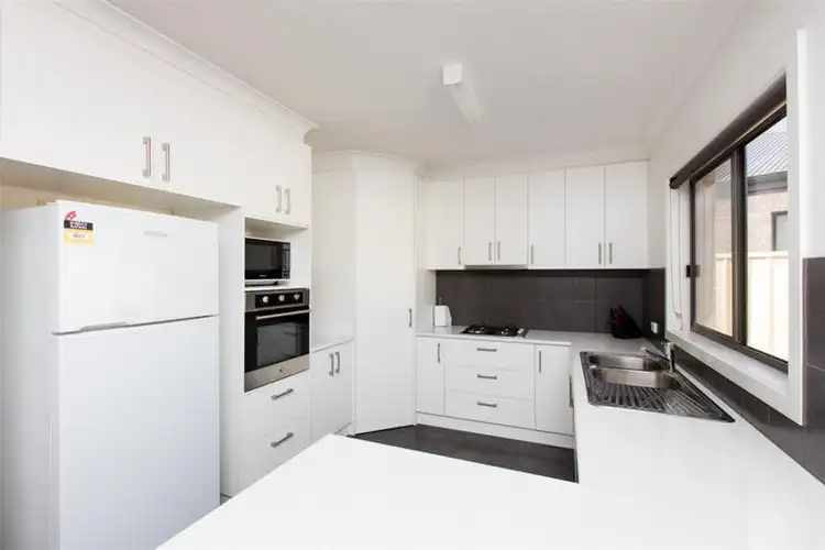 Third view of Homely house listing, 3 Teresa Court, Mildura VIC 3500
