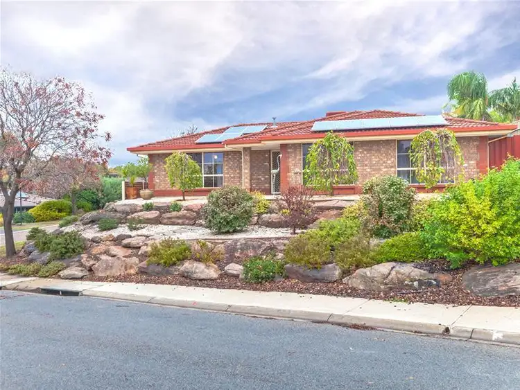 13 Treloar Avenue, Greenwith SA 5125