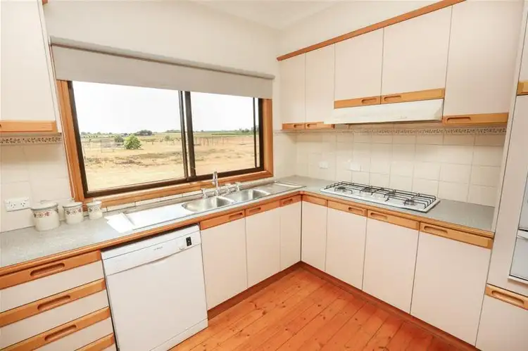 Fifth view of Homely house listing, 147 Reserve West Road, Dareton NSW 2717
