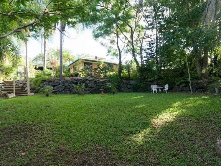 15 Balfour Cresent, Highland Park QLD 4211