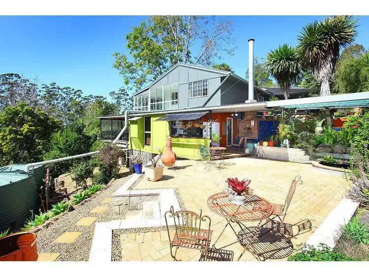 27 North Road, Lower Beechmont QLD 4211