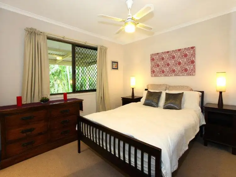 Fourth view of Homely house listing, 2 Cambridge Court, Carrara QLD 4211