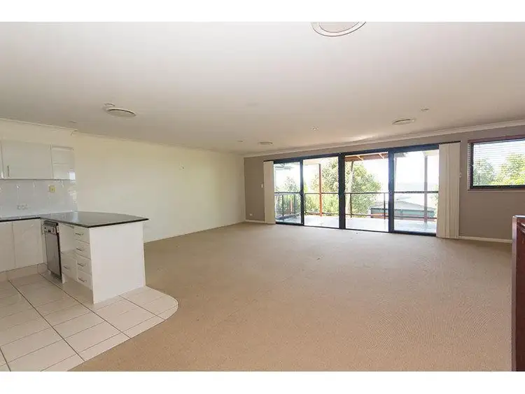 Sixth view of Homely townhouse listing, 31/2 Ridgeline Way, Highland Park QLD 4211
