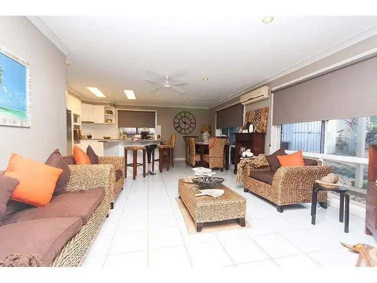 Seventh view of Homely house listing, 4 Gloucester Court, Highland Park QLD 4211