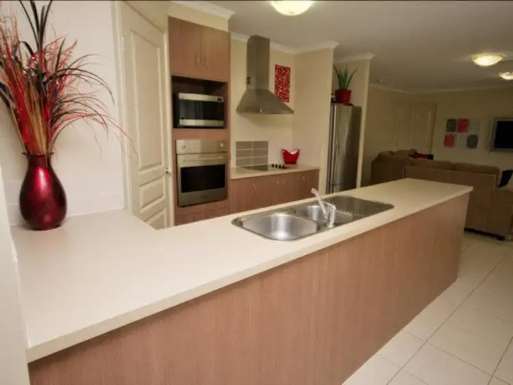 14 Govett Street, Pacific Pines QLD 4211