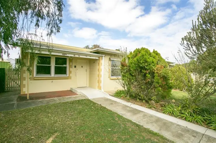 32 Yongala Street, Taperoo SA 5017