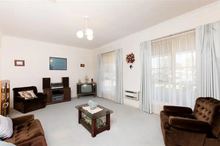 Second view of Homely house listing, 8 Washington Drive, Mildura VIC 3500