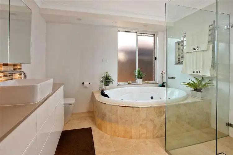 Fifth view of Homely house listing, 6 Ancilia Close, Quakers Hill NSW 2763