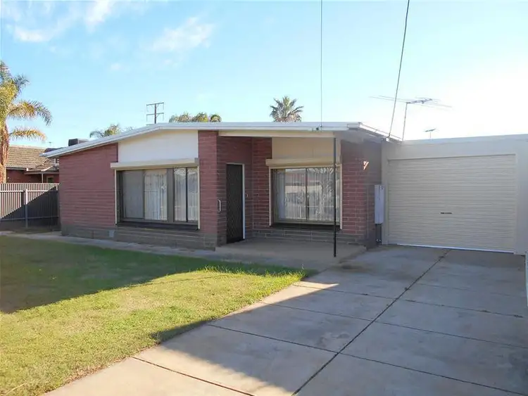 5 Lowana Terrace, Taperoo SA 5017