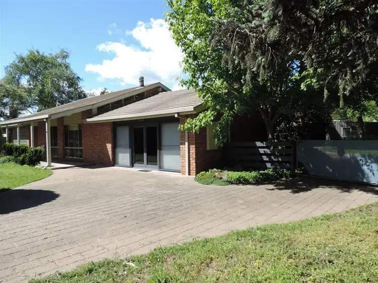 14 Francis Street, Porepunkah VIC 3740