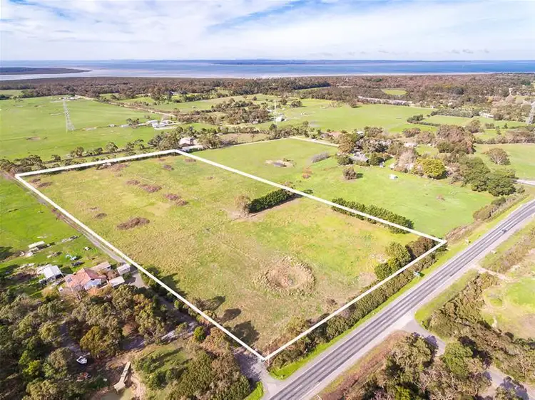 101 Tyabb Tooradin Road, Somerville VIC 3912