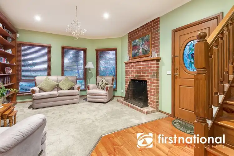 Fifth view of Homely house listing, 2 Zena Place, Berwick VIC 3806