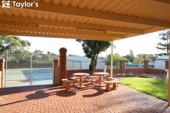 Second view of Homely house listing, 33 Kara Crescent, Gulfview Heights SA 5096