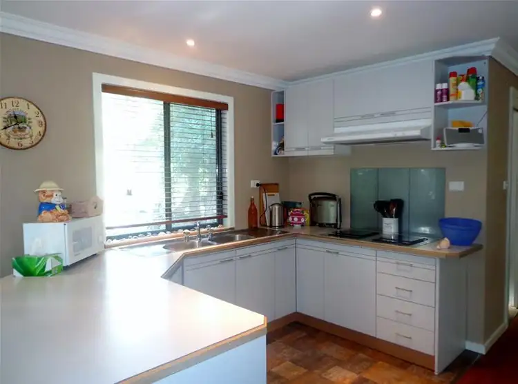 Fifth view of Homely house listing, 8 Thriptomene Street, Loch Sport VIC 3851