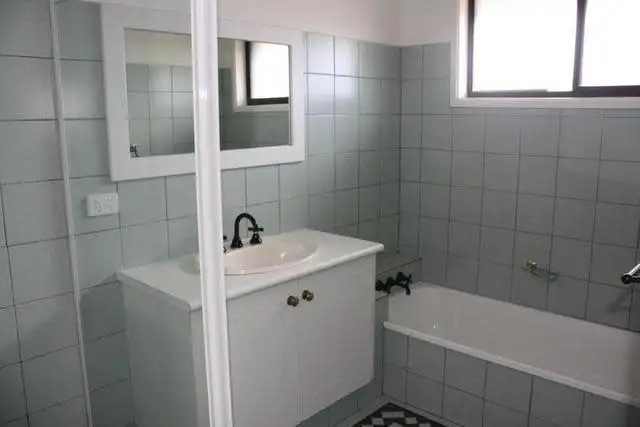 Seventh view of Homely house listing, 2 Grevillia Avenue, Southport QLD 4215
