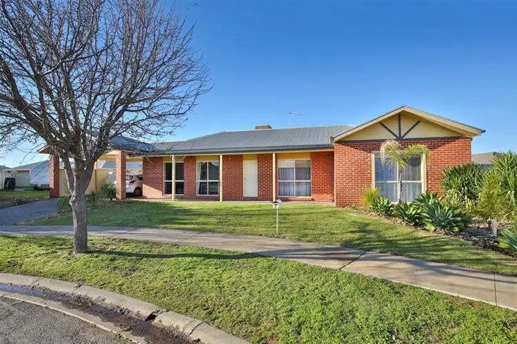 4 Lancaster Court, Mildura VIC 3500