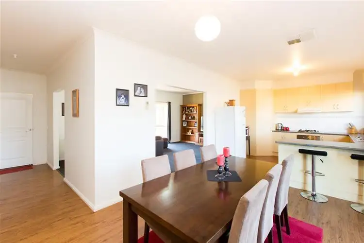 Fifth view of Homely house listing, 4 Lancaster Court, Mildura VIC 3500