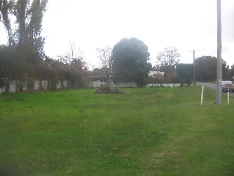 120 Capel Drive, Capel WA 6271