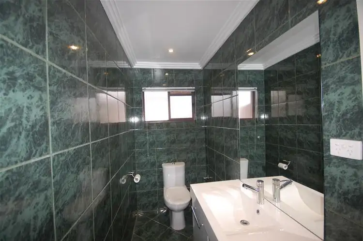 Fifth view of Homely apartment listing, 1/125 Lake Albert Road, Kooringal NSW 2650