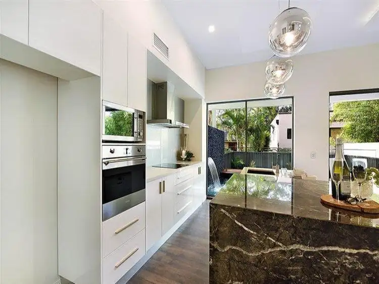 Fourth view of Homely townhouse listing, 2/7 Heeb Street, Bundall QLD 4217