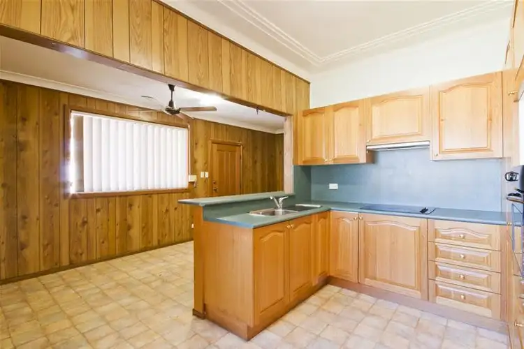 12 Western Crescent, Blacktown NSW 2148