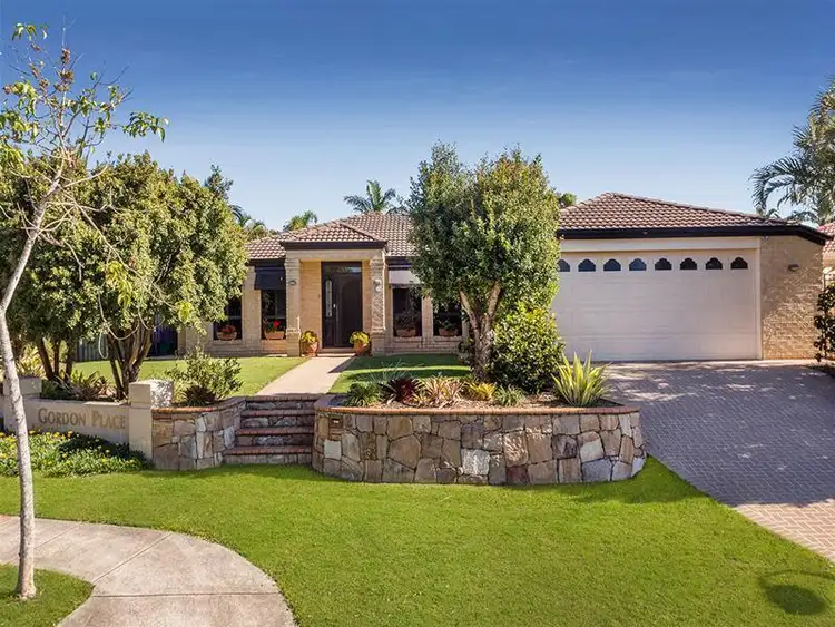 2 Gordon Place, Parkinson QLD 4115