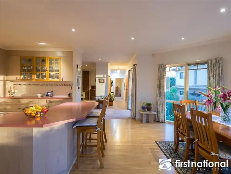 Third view of Homely house listing, 2 Biralee Court, Berwick VIC 3806