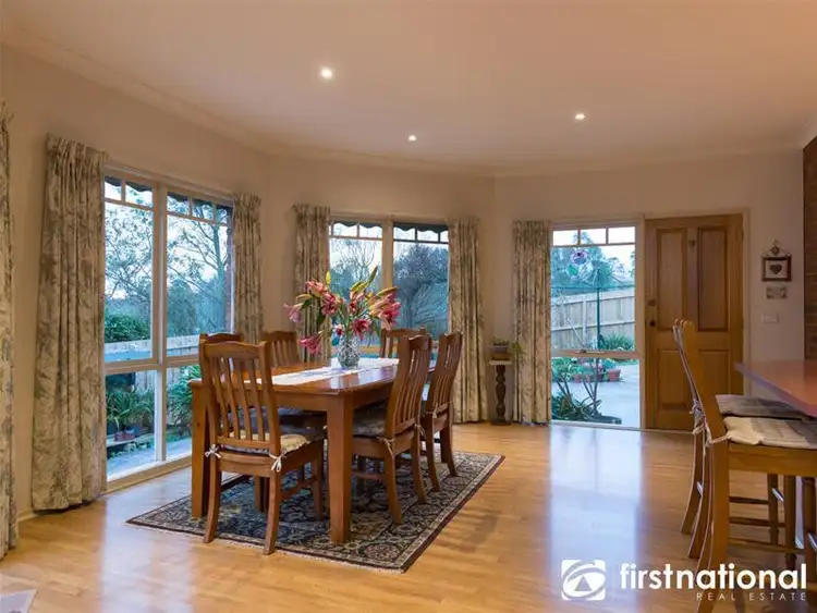 Fifth view of Homely house listing, 2 Biralee Court, Berwick VIC 3806