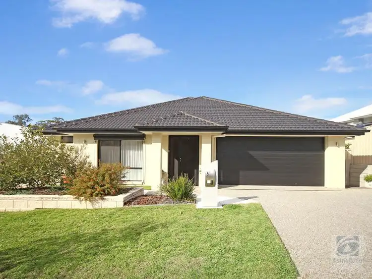 5 Highland Terrace, Little Mountain QLD 4551