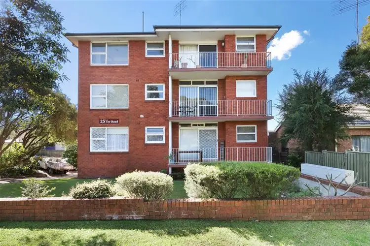 Main view of Homely unit listing, 8/25 Tor Road, Dee Why NSW 2099