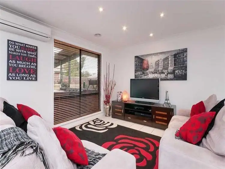 Fifth view of Homely house listing, 22 Sorbonne Drive, Sunbury VIC 3429