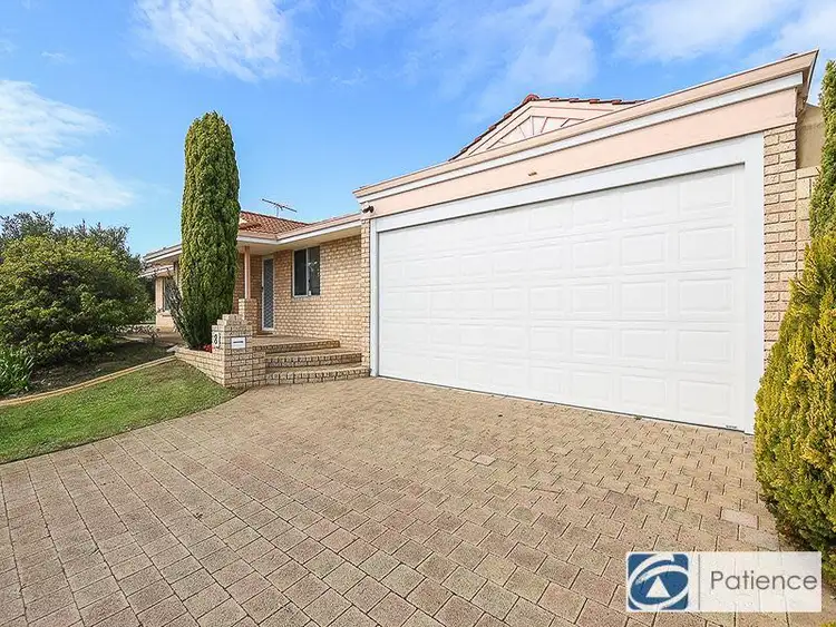 8 Swindon Lane, Currambine WA 6028